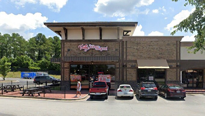 More Photos Of 1795 Southlake Dr, Lexington Unknown For Lease