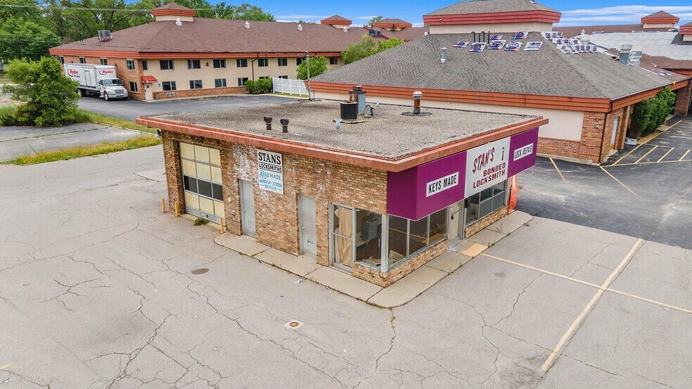 More Photos Of 3307 Davenport Ave, Saginaw Auto Repair For Sale