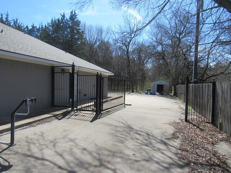 More Photos Of 4318 W Crawford St, Denison Assisted Living For Sale