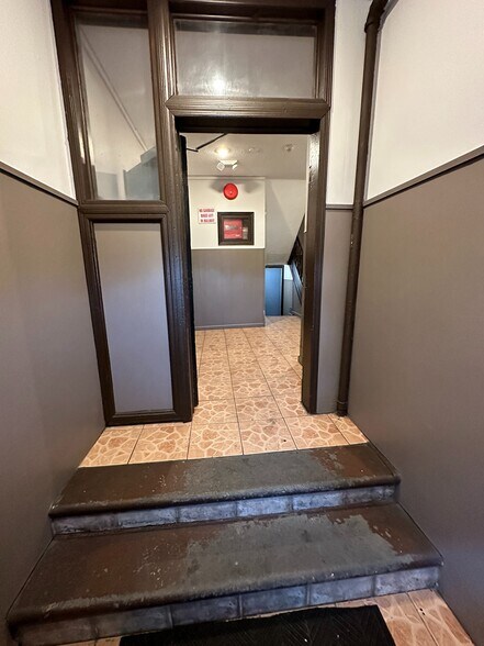 More Photos Of 672 Grand St, Jersey City Apartments For Sale