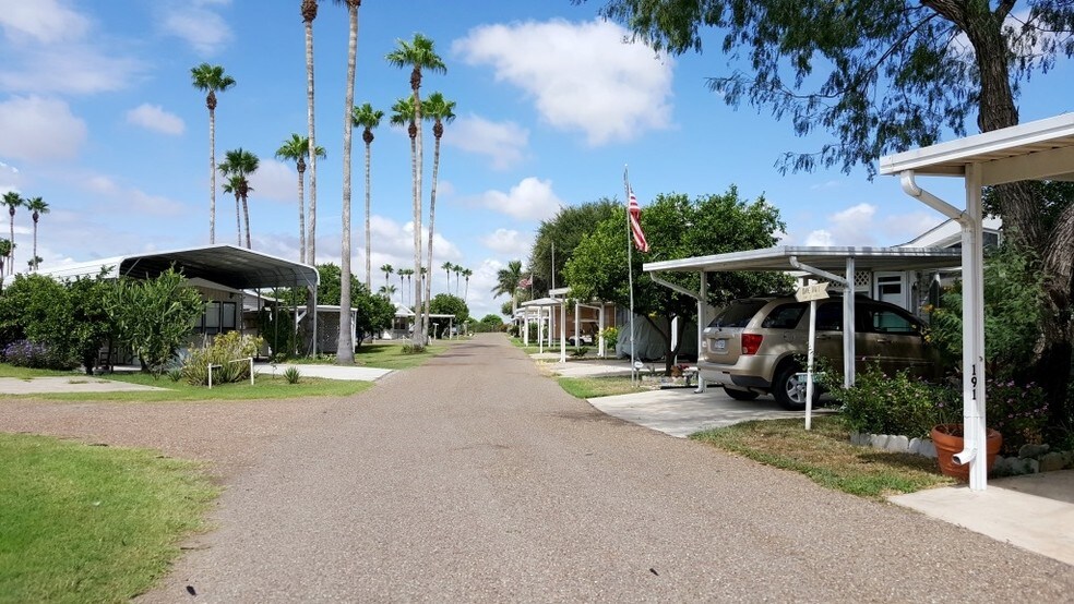 More Photos Of 1402 S International Blvd, Weslaco Manufactured Housing Mobile Home Park For Sale