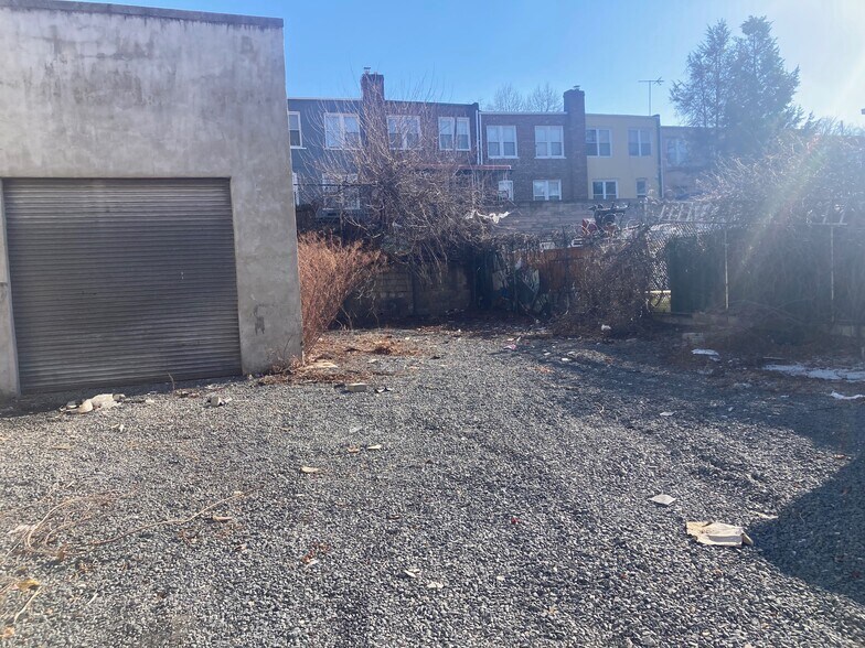 More Photos Of 4344 Bronx Blvd, Bronx Service For Sale