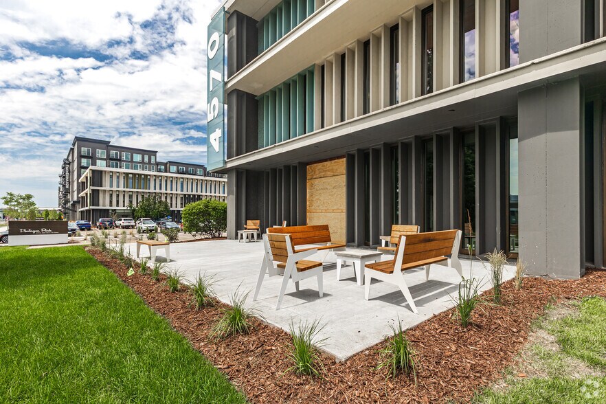 More Photos Of 4600 W 77th St, Edina Unknown For Lease