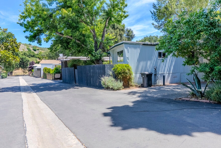 More Photos Of 1667 Las Virgenes Canyon Rd, Calabasas Multifamily For Sale