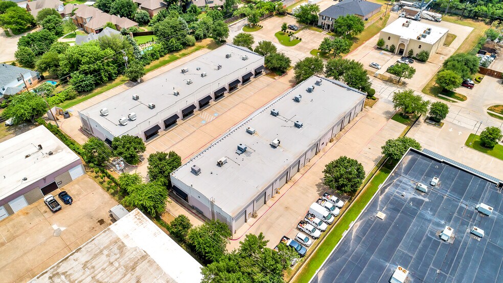 More Photos Of 1900 Industrial Blvd, Colleyville Light Manufacturing For Lease