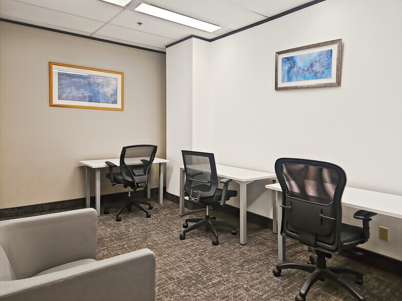 More Photos Of 701 W Georgia St, Vancouver Coworking Space