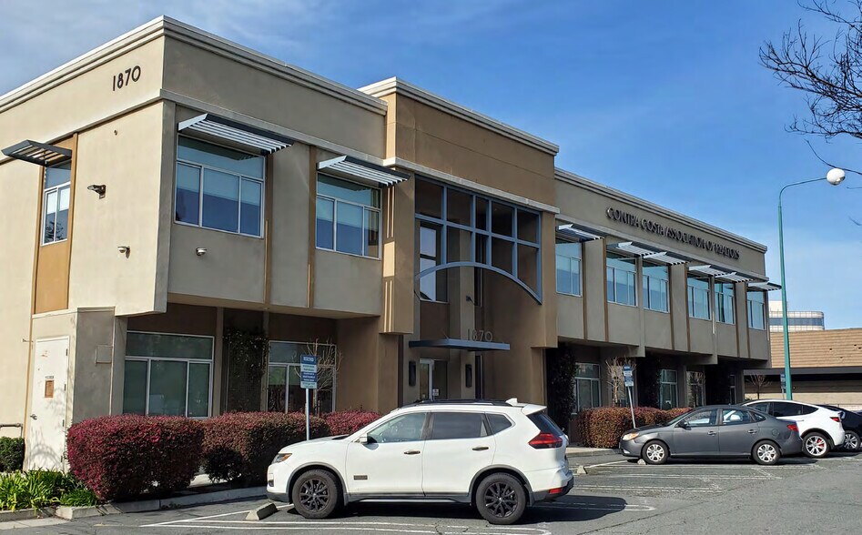 More Photos Of 1870 Olympic Blvd, Walnut Creek Office For Lease