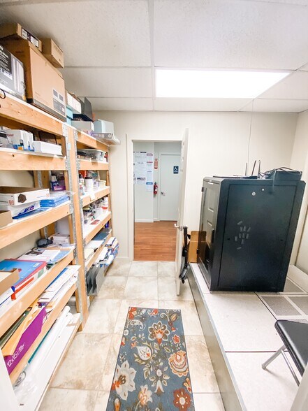 More Photos Of 3643 S Highway 92, Sierra Vista Office For Lease