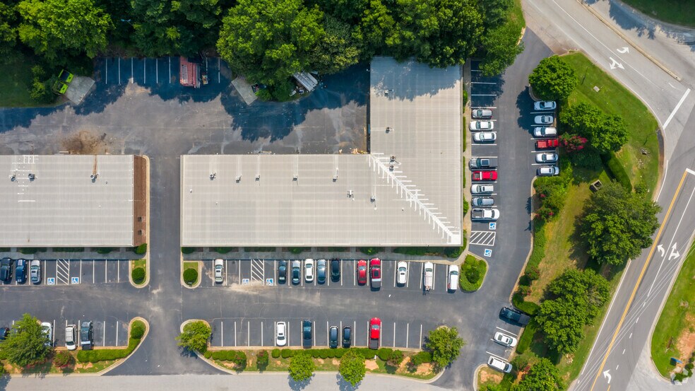 More Photos Of 102-120 Donmoor Ct, Garner Light Manufacturing For Lease