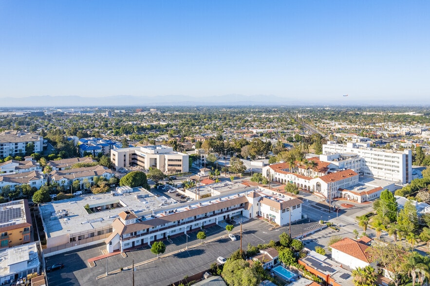 More Photos Of 1703 Termino Ave, Long Beach Medical For Sale