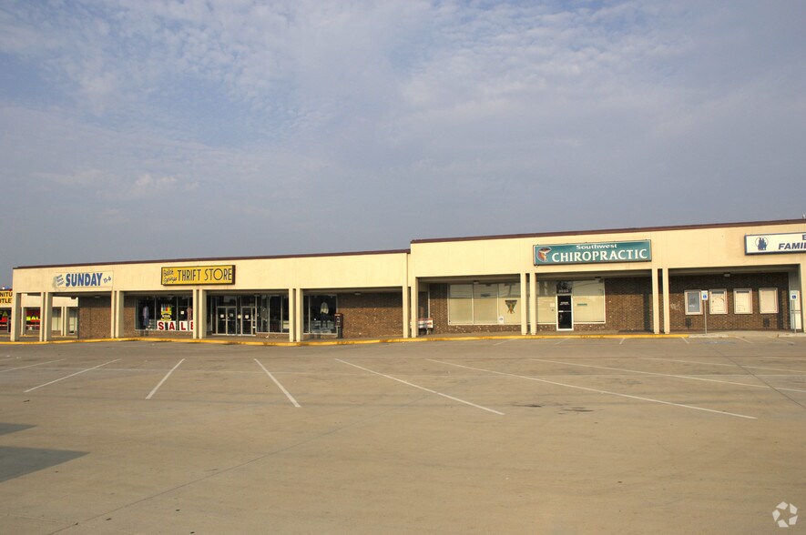 More Photos Of 3501-3641 Shepherd Ln, Balch Springs General Retail For Lease