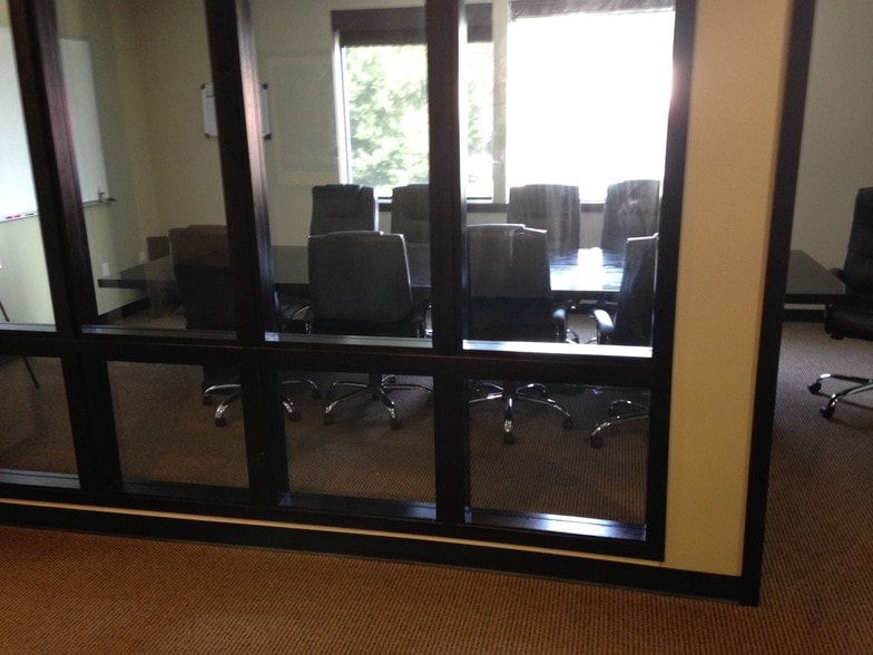 More Photos Of 3204 Smokey Point Dr, Arlington Office For Lease