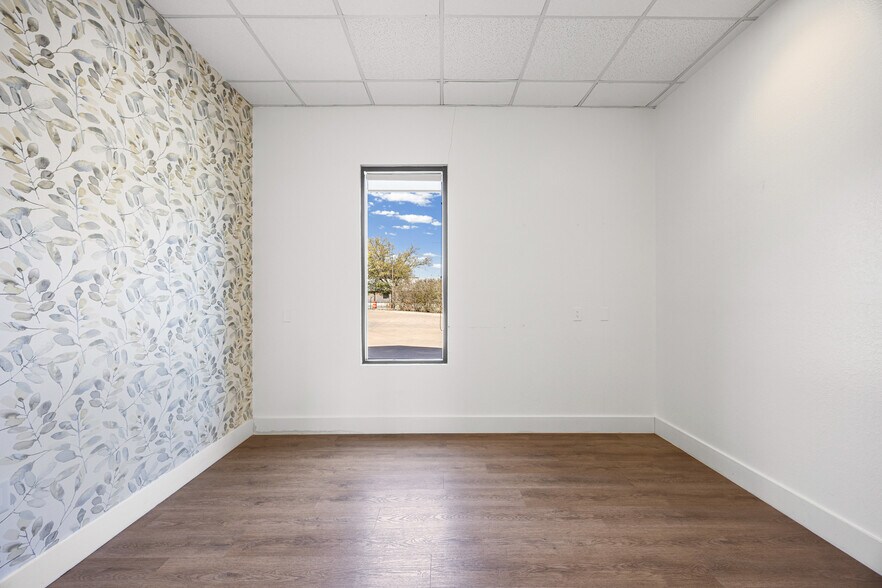 More Photos Of 7225 W Highway 71, Austin Medical For Lease