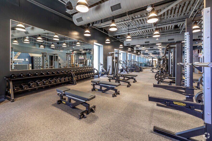 More Photos Of 201 E Washington St, Phoenix Office For Sale