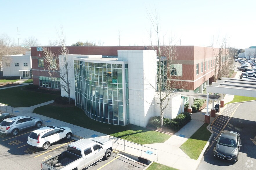 More Photos Of 1303 Dantignac St, Augusta Medical For Lease