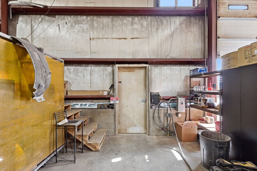 More Photos Of 34830 E Post Creek Rd, Saint Ignatius Manufacturing For Sale