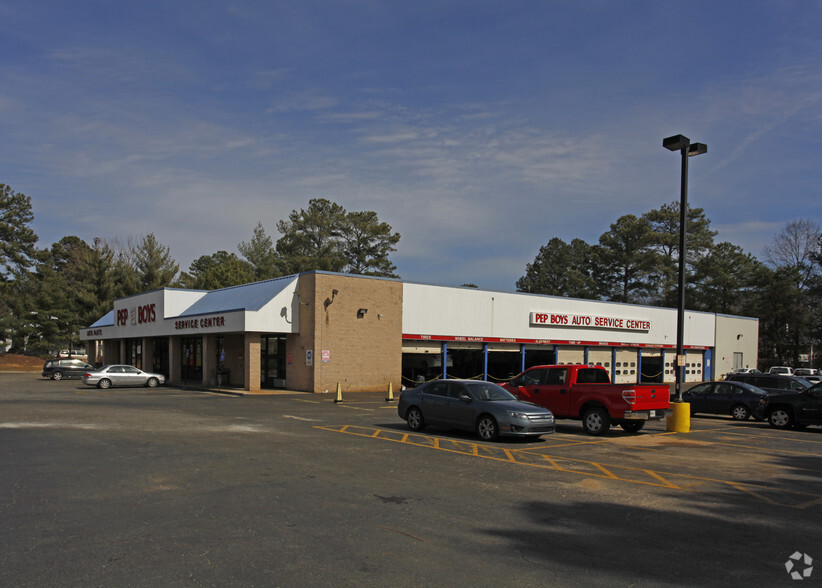 Primary Photo Of 4105 Buford Hwy NE, Atlanta Auto Repair For Lease