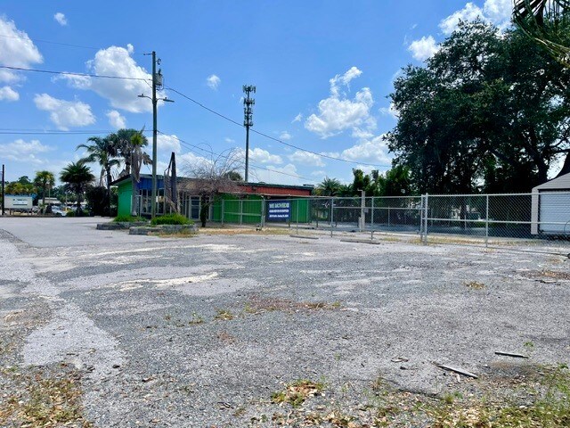 More Photos Of 5589 Lake Howell Rd, Winter Park Land For Lease