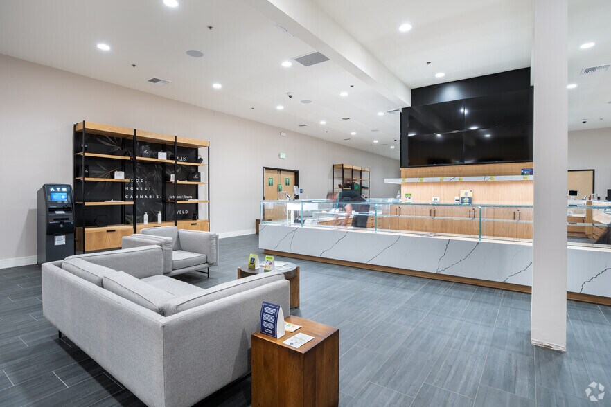 More Photos Of 3401 W Monte Vista Ave, Turlock Restaurant For Sale