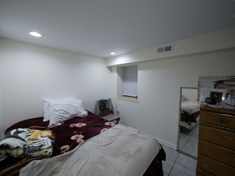 More Photos Of 2312 W 21st St, Chicago Apartments For Sale
