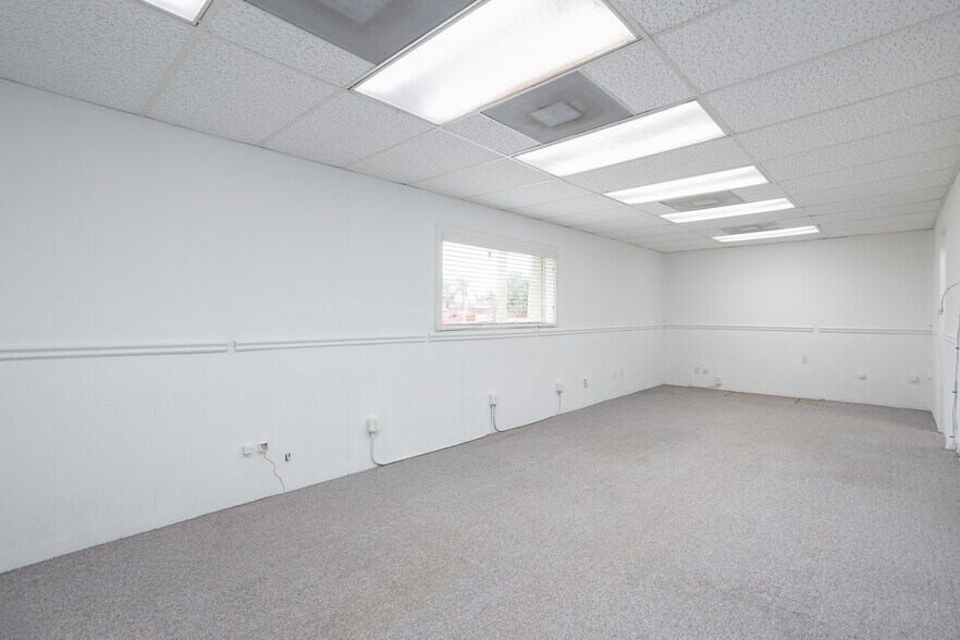 More Photos Of 1331 S Harbor City Blvd, Melbourne Office Residential For Sale
