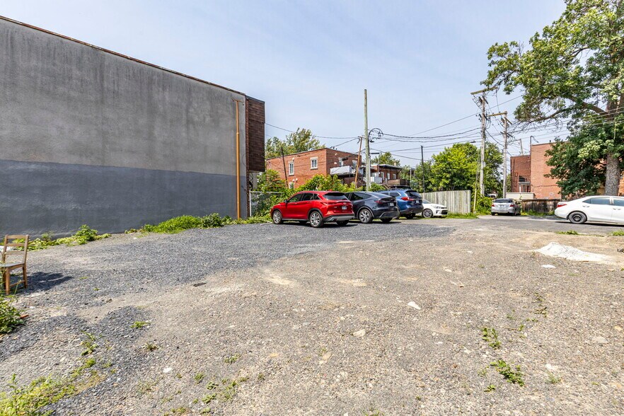 More Photos Of 2418 Rue Allard, Montréal Land For Sale