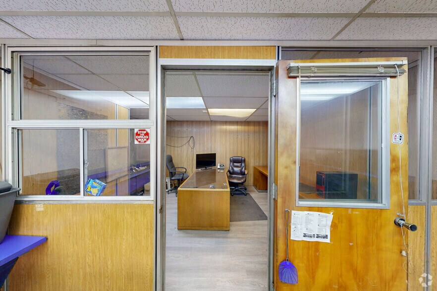 More Photos Of 2755 W Hampden Ave, Englewood Industrial For Sale