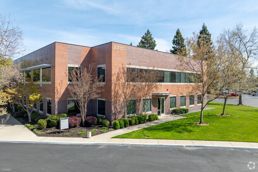 Primary Photo Of 2730 Gateway Oaks Dr, Sacramento Office For Lease
