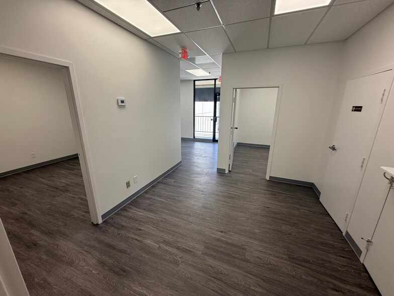 More Photos Of 6767 Peachtree Industrial Blvd, Peachtree Corners Warehouse For Lease