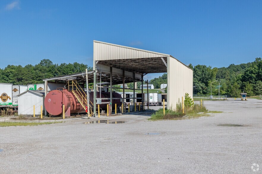 More Photos Of 1270 KY-192, London Refrigeration Cold Storage For Sale
