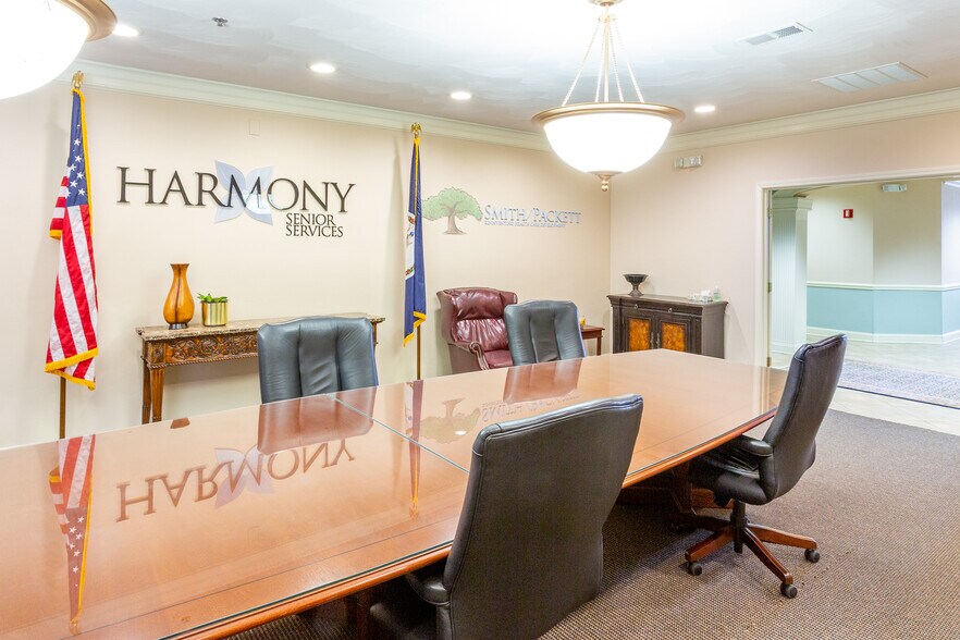 More Photos Of Pheasant Ridge Road, Roanoke Office For Lease