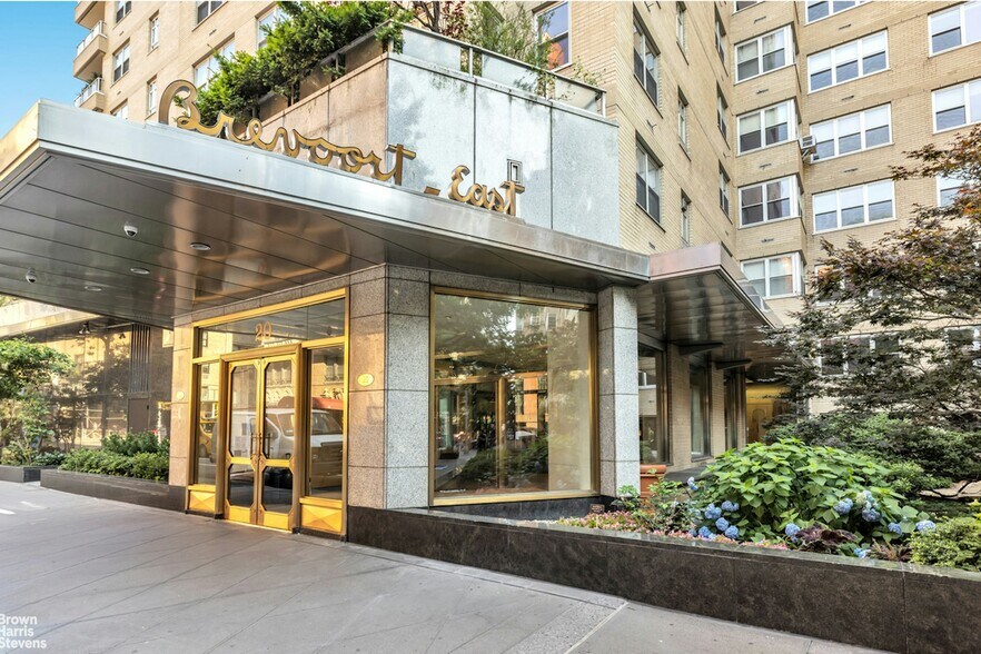 Primary Photo Of 20 E 9th St, New York Apartments For Sale