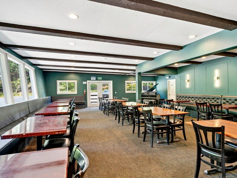 More Photos Of 16451 Golf rd, Cobb Golf Course Driving Range For Lease