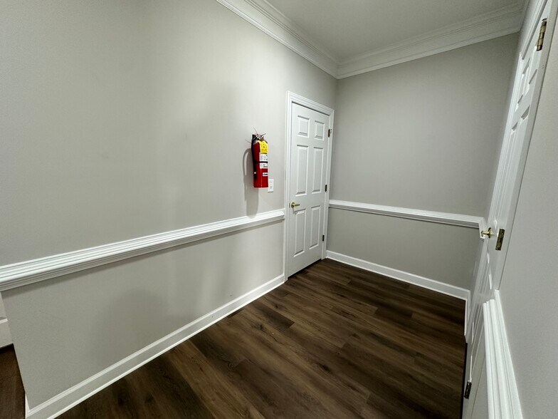 More Photos Of 1875 Old Alabama Rd, Roswell Medical For Sale