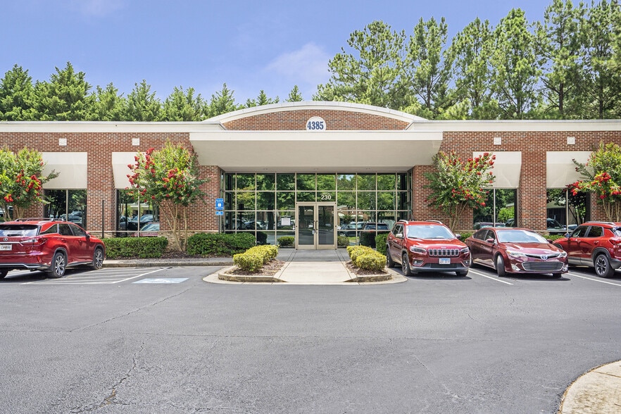 More Photos Of 4385 Johns Creek Pky, Suwanee Medical For Lease