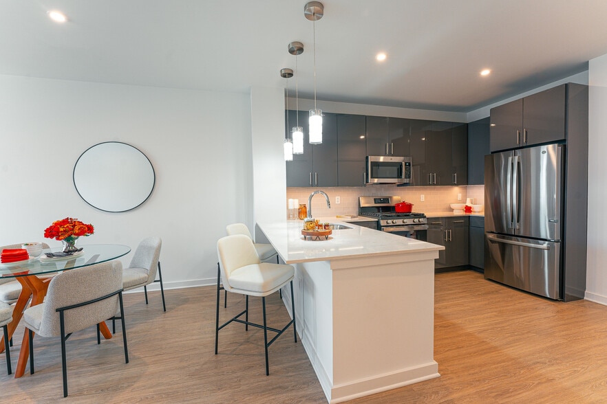 More Photos Of 620 Bloomfield Ave, Bloomfield Apartments For Lease