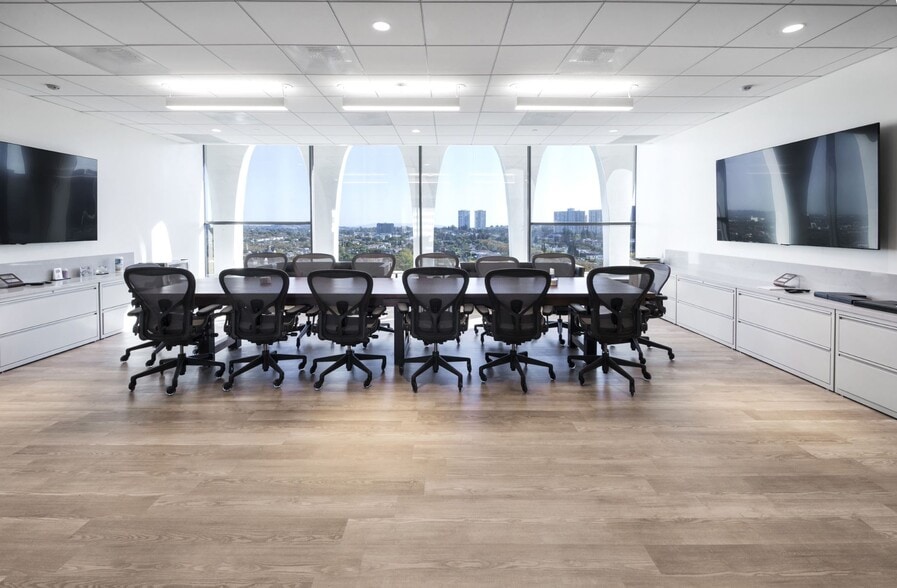 More Photos Of 9720 Wilshire Blvd, Beverly Hills Office For Lease