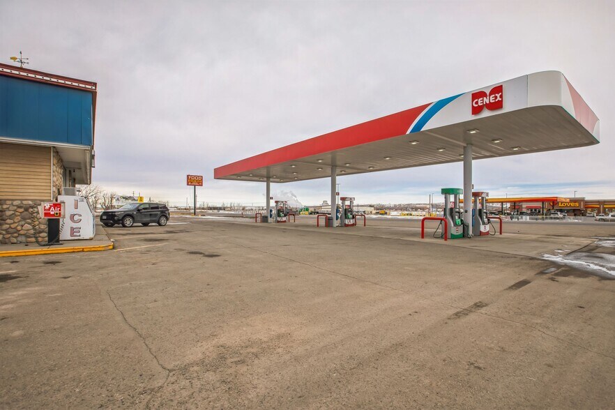 More Photos Of 1600 N Crawford Ave, Hardin General Retail For Sale