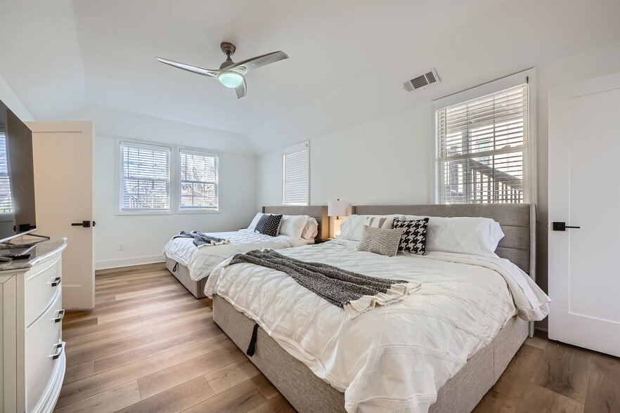 More Photos Of 568 John Wesley Dobbs Ave NE, Atlanta Apartments For Sale