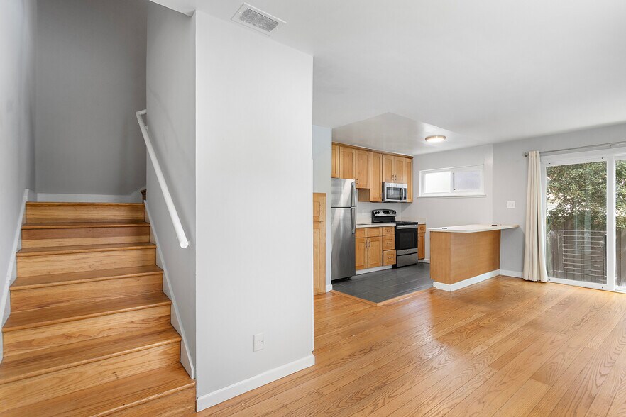 More Photos Of 2425 Grant St, Berkeley Apartments For Sale