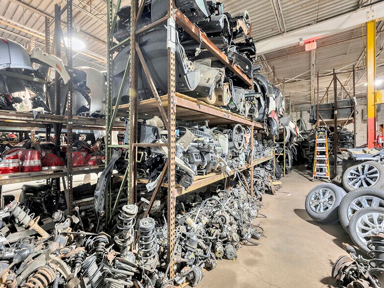 More Photos Of 7780 Majestic Ave, Detroit Warehouse For Sale