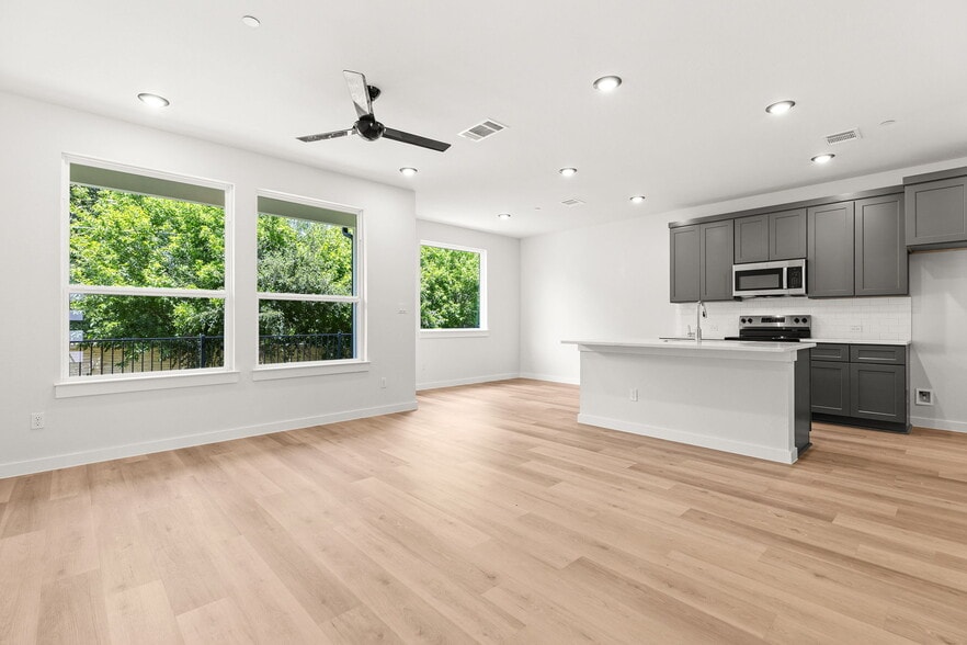 More Photos Of , Round Rock Multifamily For Sale
