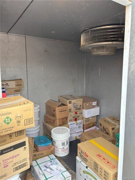 More Photos Of 744 Millersport Hwy, Amherst Freestanding For Sale