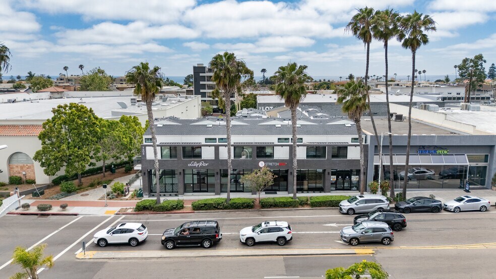 More Photos Of 7606 Girard Ave, La Jolla Apartments For Sale