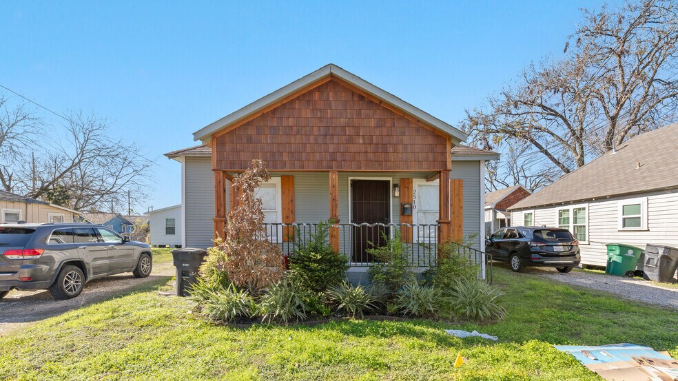 More Photos Of , Houston Multifamily For Sale