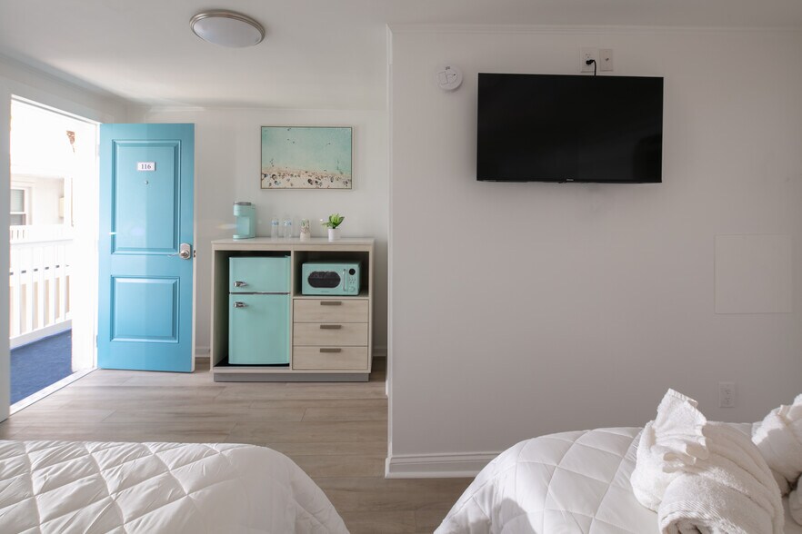 More Photos Of 501 N Ocean Blvd, Myrtle Beach Hotel For Sale