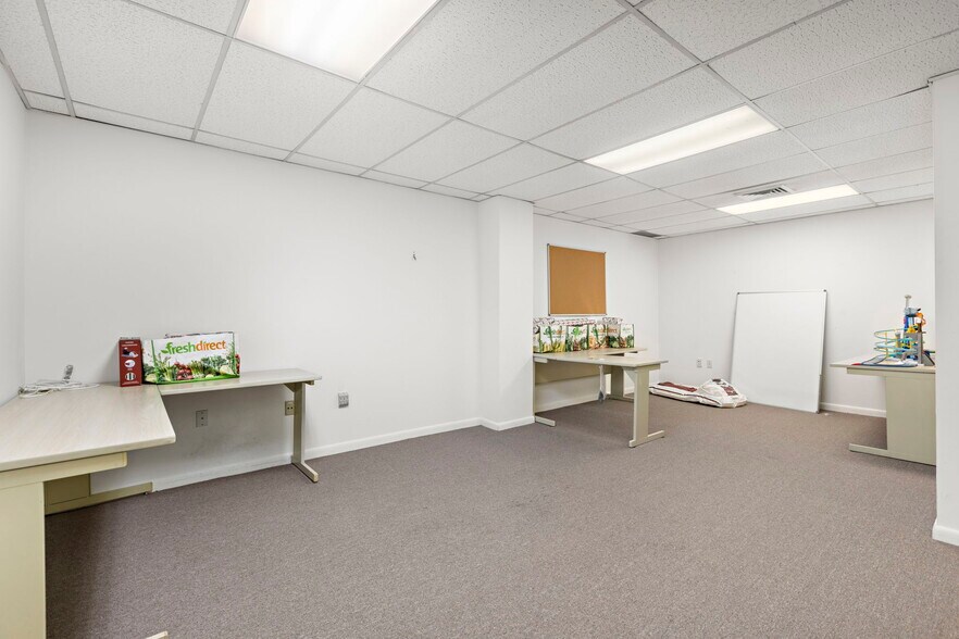 More Photos Of 854 8th St, Secaucus Office For Sale