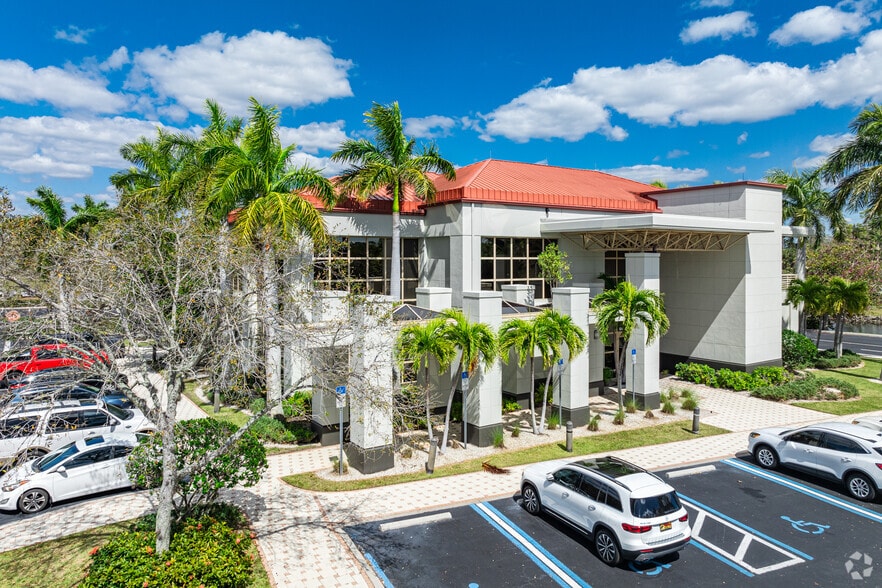 Primary Photo Of 6435 Naples Blvd, Naples Serviced Offices For Lease