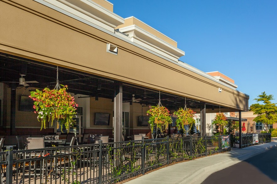 More Photos Of 2135 Ayrsley Town Blvd, Charlotte Freestanding For Lease