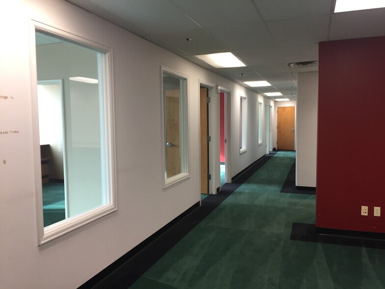 More Photos Of 104 S Wolcott St, Casper Office For Lease